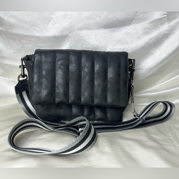 Think Royln Black & silver Convertible Crossbody - Picture 1 of 5
